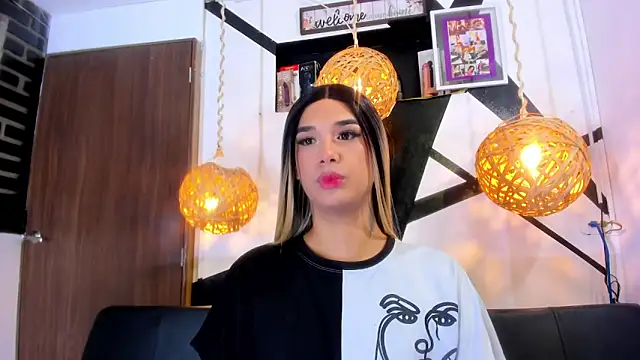 Snapshot of victoria_aleia_ chatting on October 27, 2025, 1:17 am victoria aleia online show from October 27, 2025, 1:17 am