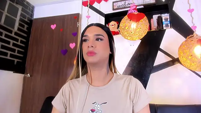 victoria aleia  online show from February 17, 2026, 10:29 pm