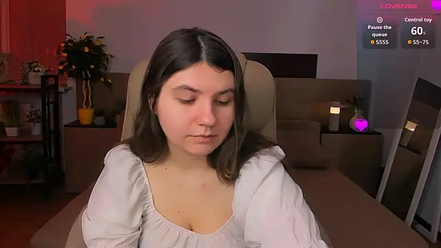 Viola  Shy online show from March 14, 2026, 9:21 pm