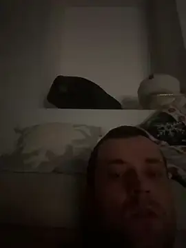 Snapshot of MateoKimiBi chatting on December 11, 2024, 2:19 am MateoKimiBi online show from December 11, 2024, 2:19 am