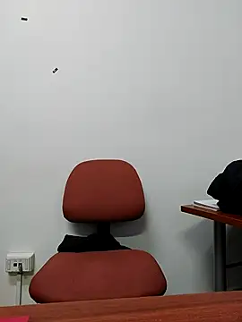 ferchoDC78 online show from March 5, 2026, 4:20 am