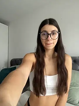 Wildberry  online show from February 8, 2026, 8:34 am