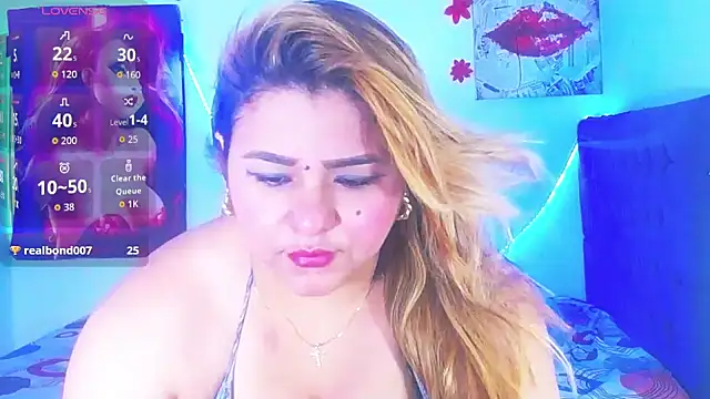 Snapshot of Charlotte_mh chatting on November 21, 2025, 5:34 pm Charlotte mh online show from November 21, 2025, 5:34 pm