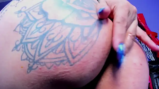 sadistic aradia online show from November 23, 2025, 5:06 am