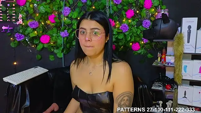 Sweett Mollyy online show from March 28, 2026, 11:28 pm