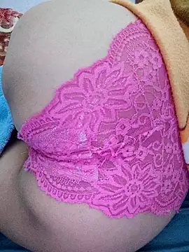 Haralushiaaa online show from March 14, 2026, 4:51 am