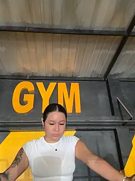 Snapshot of Pretty_Isadora chatting on November 14, 2025, 6:00 pm Pretty Isadora online show from November 14, 2025, 6:00 pm