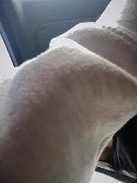 Snapshot of Pretty_Isadora chatting on March 20, 2025, 7:04 pm Pretty Isadora online show from March 20, 2025, 7:04 pm