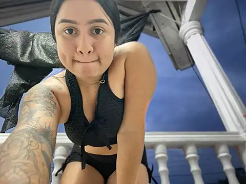 Snapshot of Pretty_Isadora chatting on March 5, 2025, 11:16 pm Pretty Isadora online show from March 5, 2025, 11:16 pm