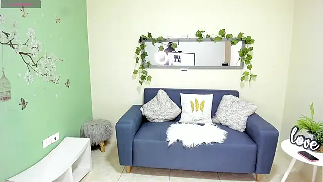 Snapshot of on_tefa chatting on February 21, 2025, 7:43 pm on tefa online show from February 21, 2025, 7:43 pm