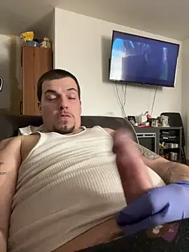 joeycbigcock online show from February 24, 2025, 5:33 am