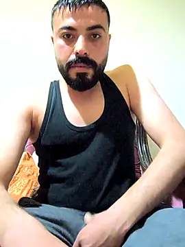 Snapshot of Kaan1607 chatting on March 18, 2026, 10:43 pm Kaan1607 online show from March 18, 2026, 10:43 pm