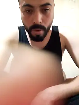 Snapshot of Kaan1607 chatting on November 22, 2025, 1:32 pm Kaan1607 online show from November 22, 2025, 1:32 pm