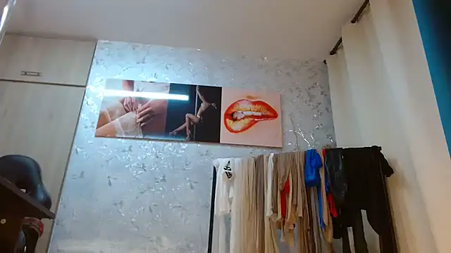 Samantabrown  online show from February 13, 2026, 11:21 am