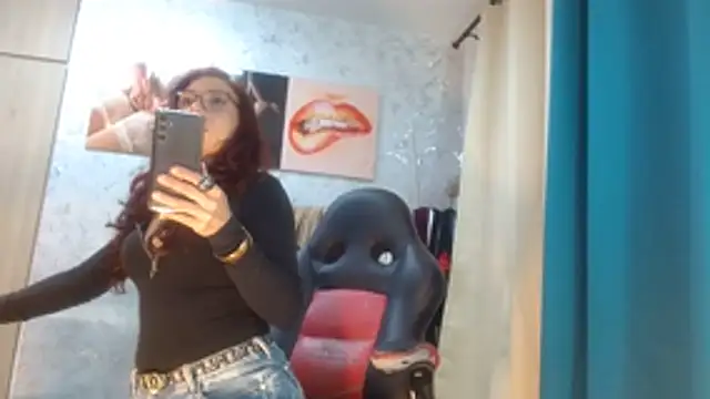 Samantabrown  online show from April 18, 2026, 11:12 am