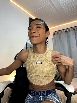 alejo cute online show from September 26, 2025, 7:10 pm