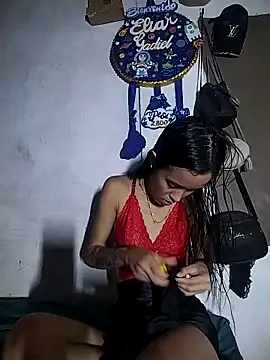 The-quee22 online show from November 29, 2025, 7:25 pm