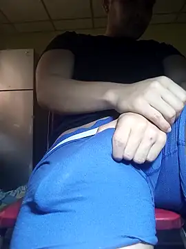 AlexisSpears  online show from April 7, 2026, 7:59 pm