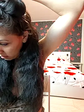 loryyy sexyyy online show from May 28, 2026, 8:48 pm
