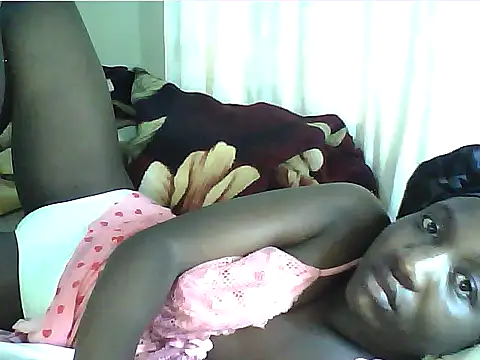 Snapshot of Adaline-Paris chatting on April 26, 2026, 4:43 am Adaline-Paris online show from April 26, 2026, 4:43 am