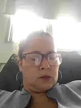 Snapshot of natally_ross21 chatting on June 3, 2026, 1:12 pm natally ross21 online show from June 3, 2026, 1:12 pm