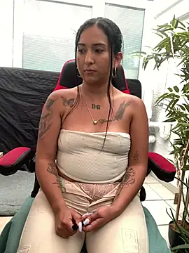 luna asss online show from March 14, 2025, 7:34 pm