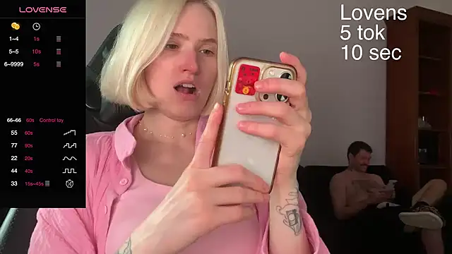 Sexy Sweets online show from September 21, 2025, 2:44 pm