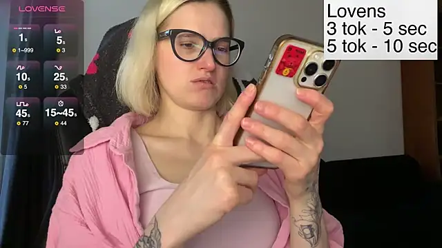 Sexy Sweets online show from November 25, 2025, 12:05 pm