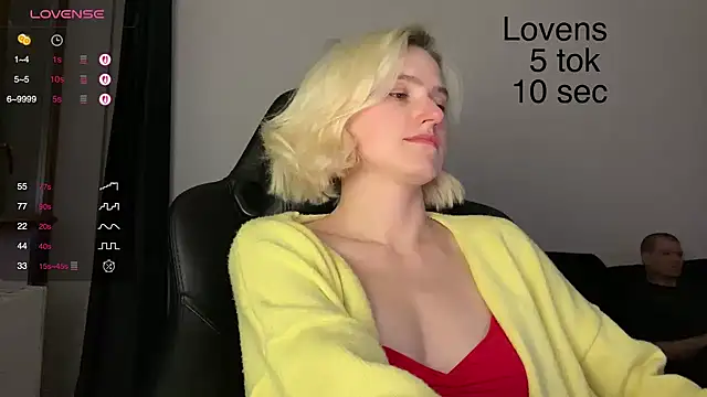 Sexy Sweets online show from October 22, 2025, 7:46 pm