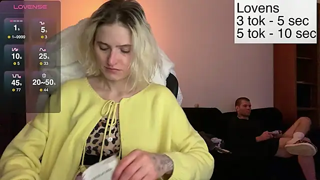 Sexy Sweets online show from December 21, 2025, 6:20 pm