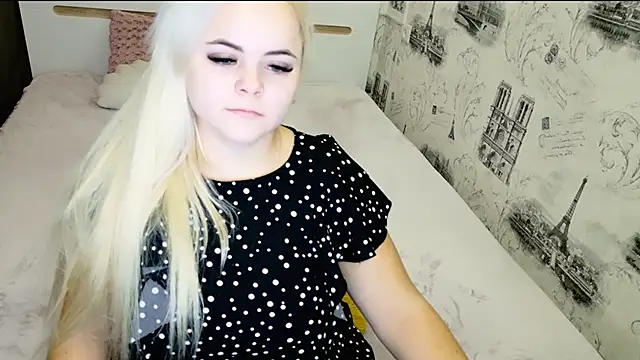 Snapshot of lovely-eyes chatting on November 29, 2025, 7:03 pm lovely-eyes online show from November 29, 2025, 7:03 pm