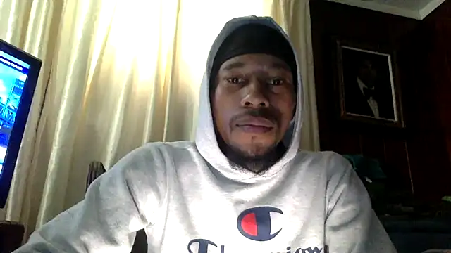 Snapshot of KingDerRico chatting on November 11, 2025, 2:34 pm KingDerRico online show from November 11, 2025, 2:34 pm