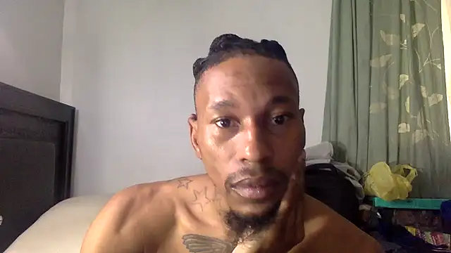 Snapshot of KingDerRico chatting on November 29, 2025, 3:12 pm KingDerRico online show from November 29, 2025, 3:12 pm