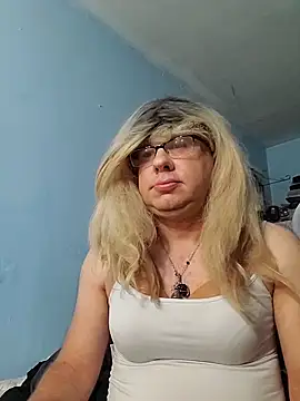 sexyJennifer1000 online show from October 24, 2025, 3:38 am