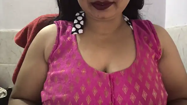 Snapshot of Gulaboo_bhabi chatting on April 27, 2026, 7:56 pm Gulaboo bhabi online show from April 27, 2026, 7:56 pm