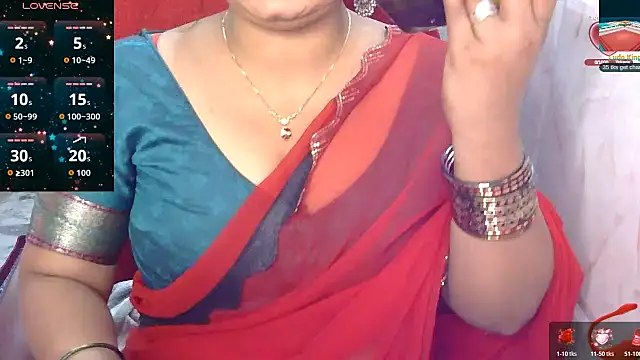 Snapshot of Gulaboo_bhabi chatting on November 25, 2025, 5:41 am Gulaboo bhabi online show from November 25, 2025, 5:41 am