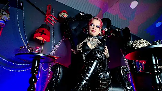 MorganaCrowley online show from April 2, 2026, 11:17 am