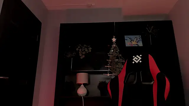 FioraMarmoris online show from February 8, 2026, 6:00 am