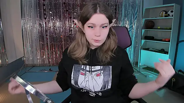 FioraMarmoris online show from March 22, 2025, 8:18 am