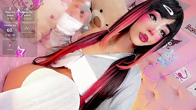 Snapshot of Cute_Roxxy chatting on February 10, 2026, 11:53 am Cute Roxxy online show from February 10, 2026, 11:53 am