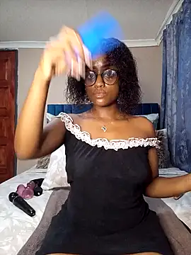 Queen-Chocolate online show from January 31, 2025, 2:58 am