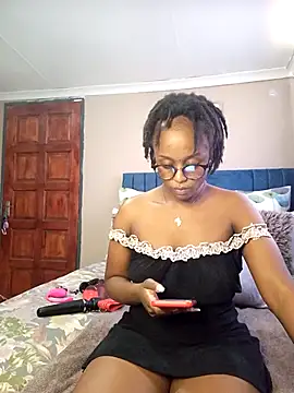 Queen-Chocolate online show from February 16, 2025, 11:16 am