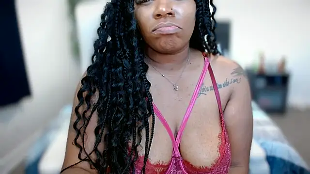 selena42 online show from October 9, 2025, 4:18 pm