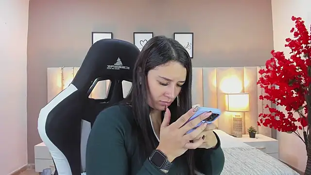 sara parker069 online show from September 18, 2025, 1:14 pm