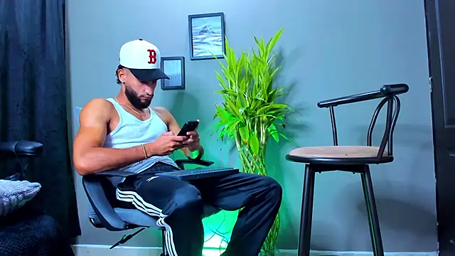 Damian 022 online show from October 28, 2025, 12:59 pm