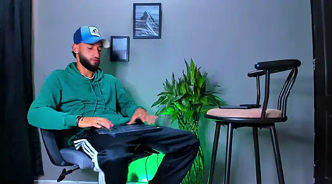 Damian 022 online show from March 19, 2025, 12:12 pm