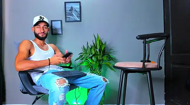 Damian 022 online show from March 20, 2025, 4:53 pm