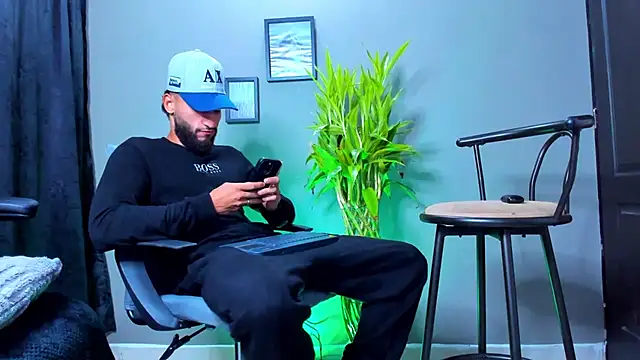 Damian 022 online show from October 24, 2025, 2:16 pm