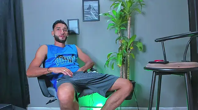 Damian 022 online show from February 15, 2025, 12:37 am