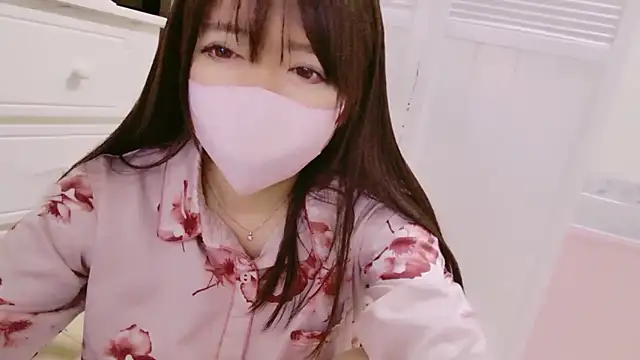 maii- online show from January 14, 2026, 1:04 pm